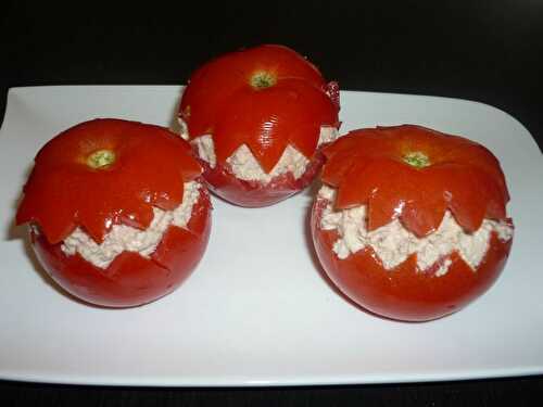 TOMATES FARCIES AU THON...