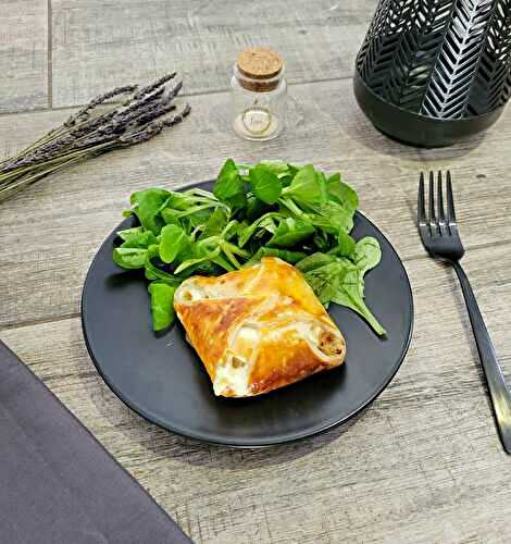 PANIERS FEUILLETES AU CHEVRE ET AUX OIGNONS