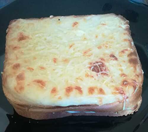 Croque-monsieur béchamel au four