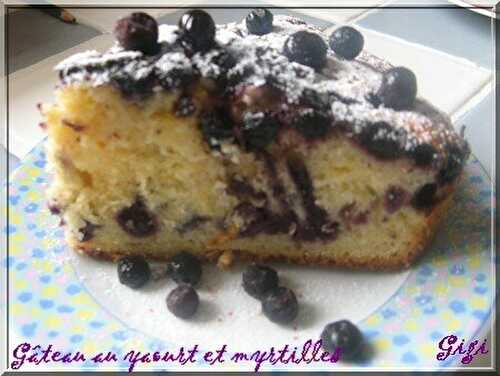 Gâteau au yaourt et myrtilles