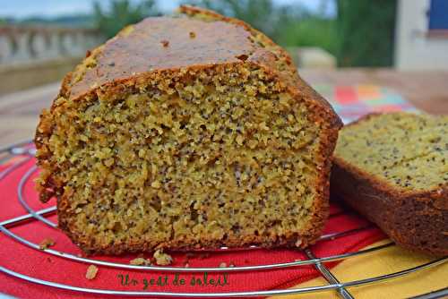 Cake à l'orange et aux graines de pavot