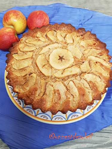Gâteau aux pommes et lait ribot - La cuisine de Giulia
