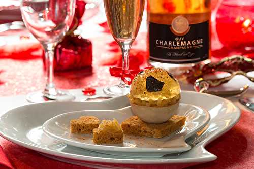 Boule de foie gras et sa gelée de Champagne truffée