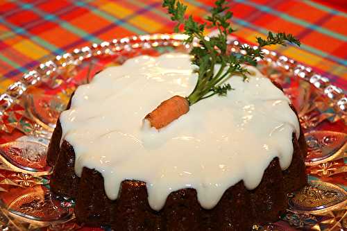 Cake aux carottes, noix et canneberges