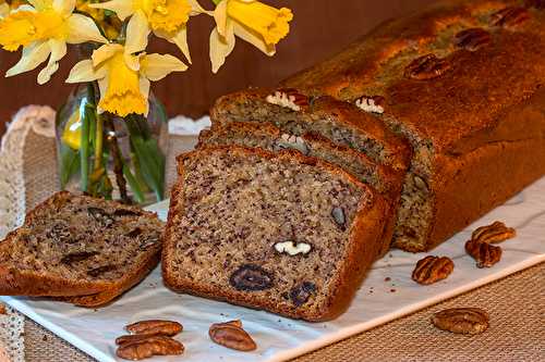 Cake moelleux à la banane et aux noix de pécan