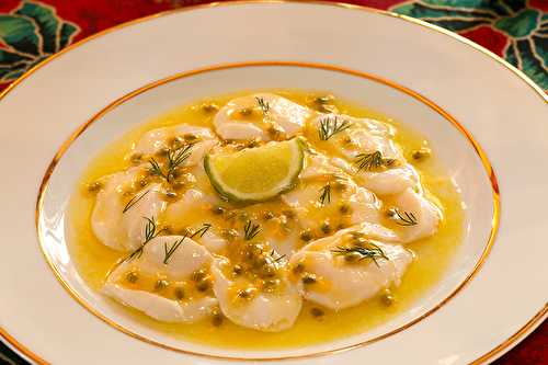 Carpaccio de St-Jacques aux fruits de la passion