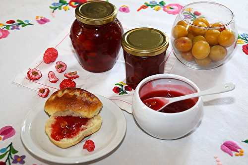 Confiture de mirabelles aux pralines roses