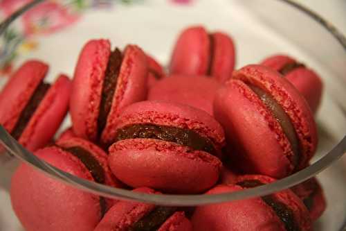 Macarons roses pour "Octobre Rose"