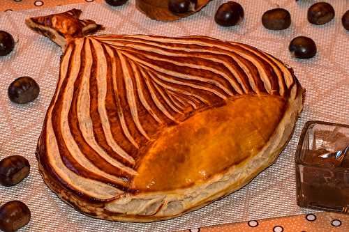 Marron feuilleté et sa crème de marrons aux amandes