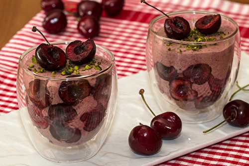 Mousse de cerise en verrine