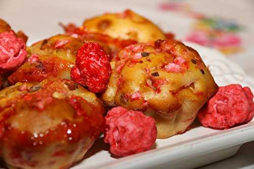 Muffins aux pralines roses et aux pommes au lait ribot - La Cuisine de Jackie