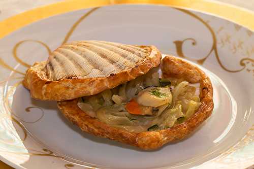 Noix de St-Jacques en coquilles lutées au fenouil