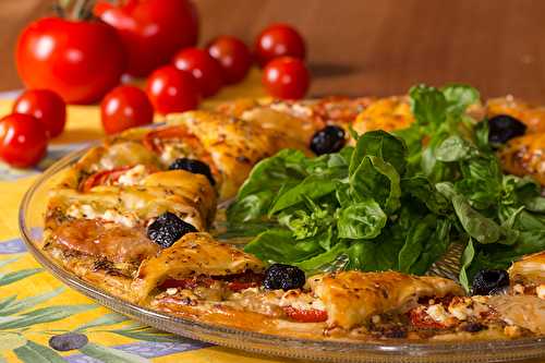 Pizza couronne feuilletée aux saveurs provençales