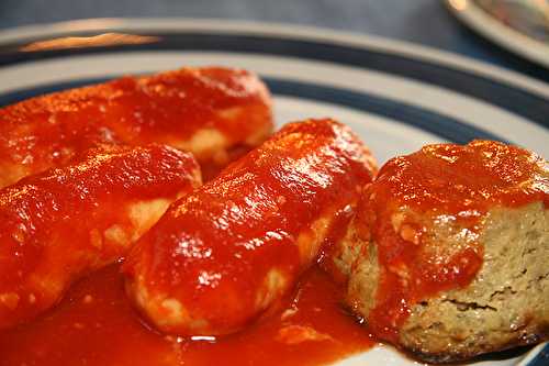 Quenelles à la fondue de tomate et gâteau de foi