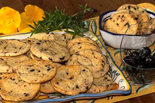 Sablés aux olives et parmesan