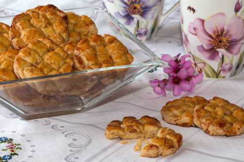 Sablés tressés à la fleur d’oranger et aux oranges confites