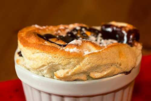 Soufflés de topinambours à la vanille et au chocolat chaud