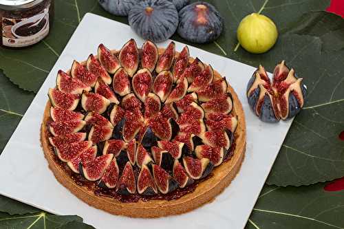 Tarte amandine aux figues crues