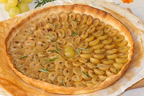 Tarte aux raisins à l’huile d’olive et au romarin