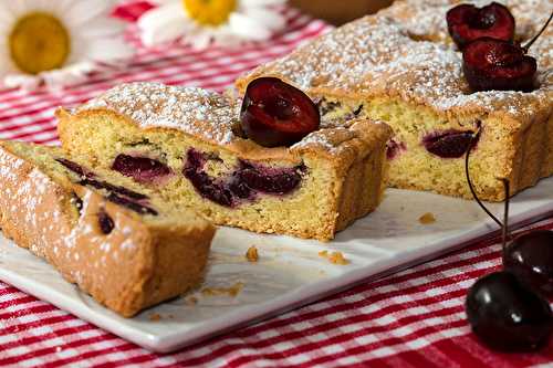 Tarte biscuitée aux cerises noires