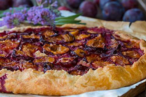 Tarte rustique aux quetsches à la crème d'amande