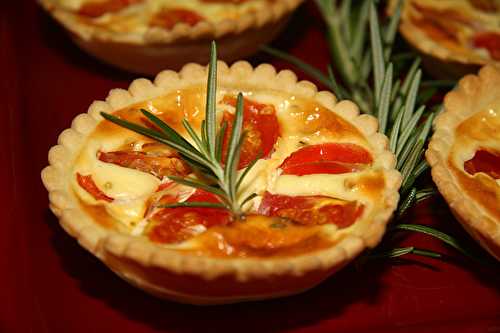 Tartelettes aux tomates cerises, philadelphia et origan