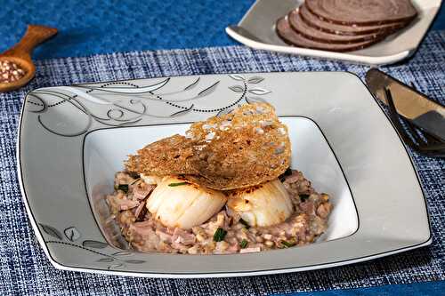 Noix de St-Jacques et risotto de sarrasin à l'andouille de Guéméné