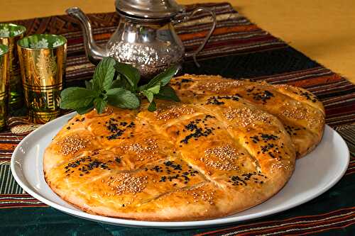 Khobz dar bônois à la semoule ou Pain maison brioché à la fleur d'oranger