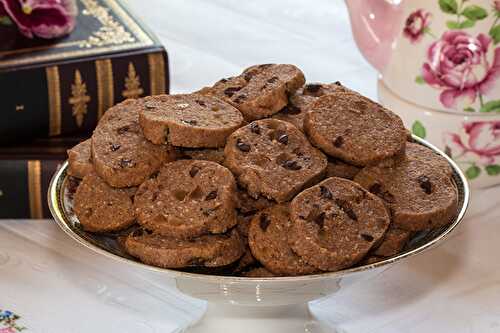 Biscuits sablés amande au chocolat et écorce d'orange confite