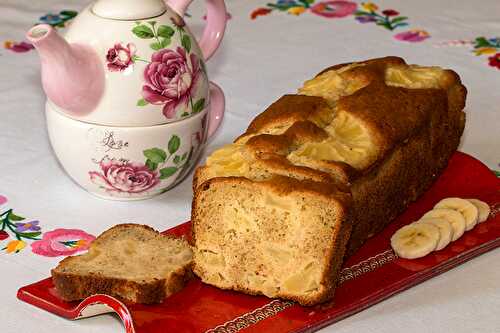 Cake à la banane et à l'ananas