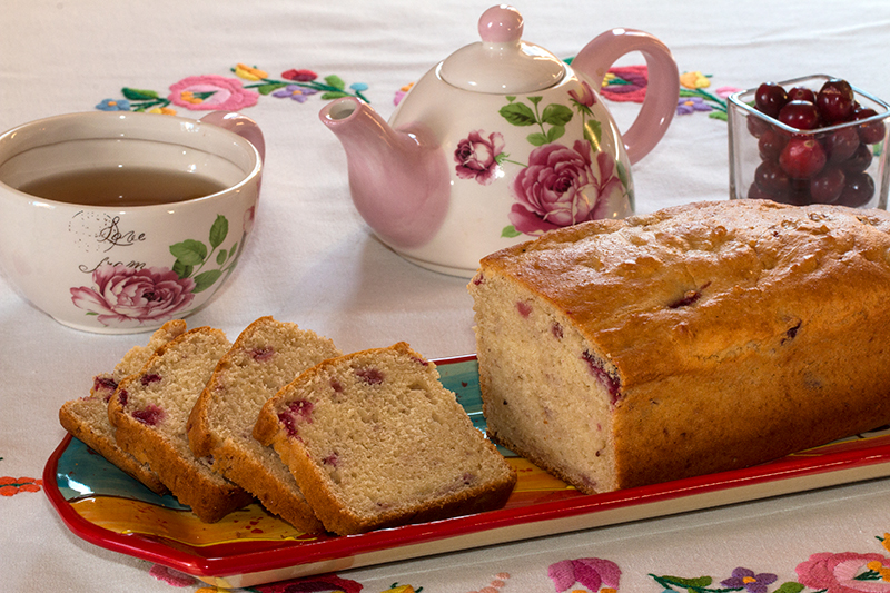 Cake à la crème frangipane, aux canneberges confites