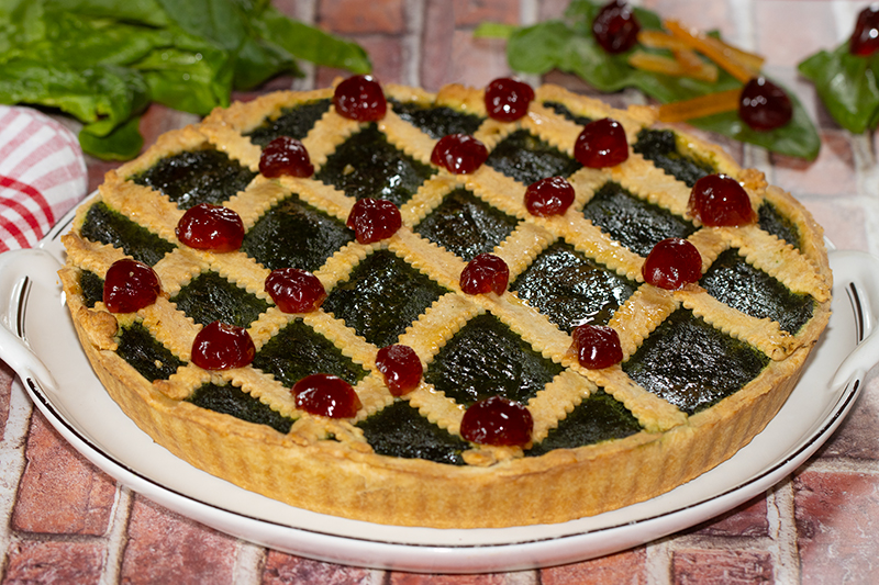 Tarte sucrée aux épinards et aux fruits confits