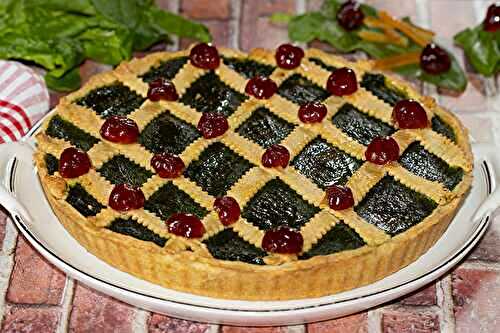 Tarte sucrée aux épinards et aux fruits confits