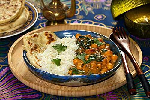 Curry crémeux de pois chiche et épinards au lait de coco (Chana Saag)
