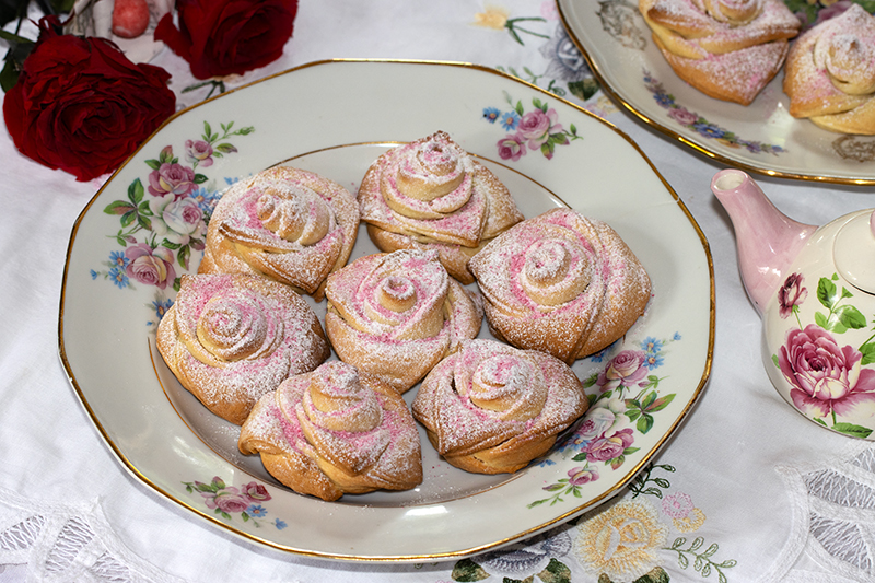 Biscuits en forme de roses pour la fête des Mamans