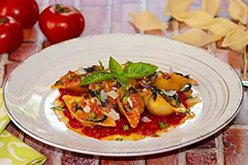 Conchiglionis farcis aux champignons, petits pois et épinards