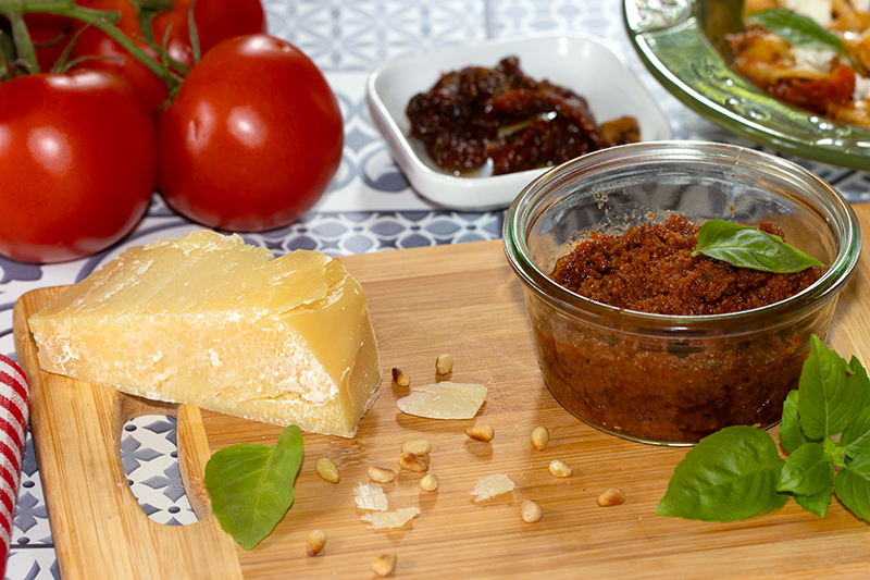 Pesto rosso, orecchiette au pesto rosso
