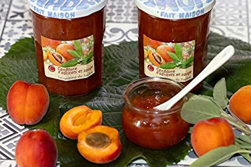 Confiture d’abricots à la sauge
