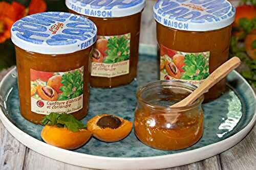 Confiture d’abricots à la coriandre et au miel d’acacia
