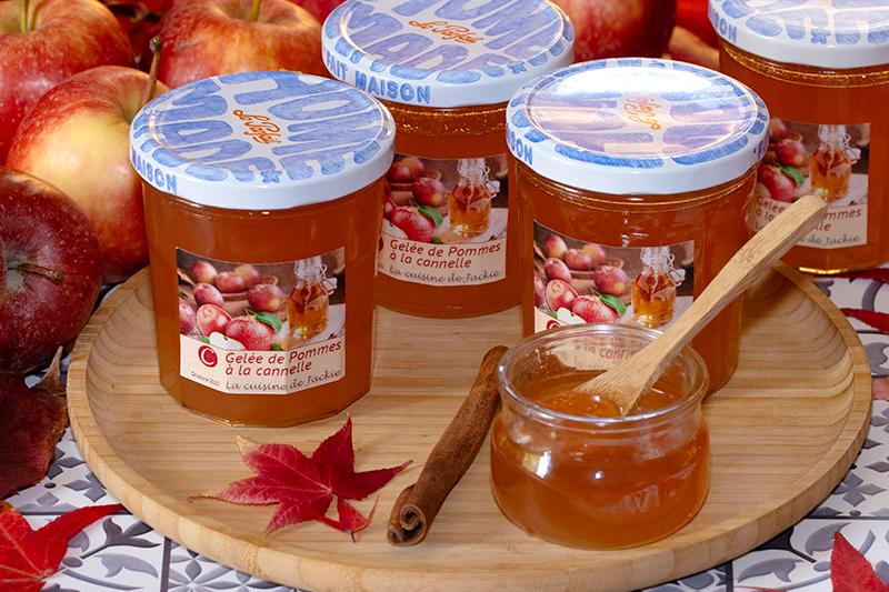 Gelée de pommes au cidre, cannelle et sirop d’érable
