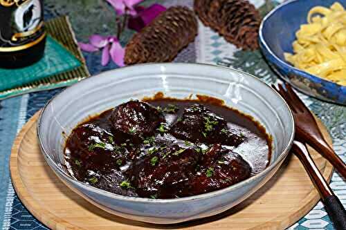 Joues de porc comme une carbonnade