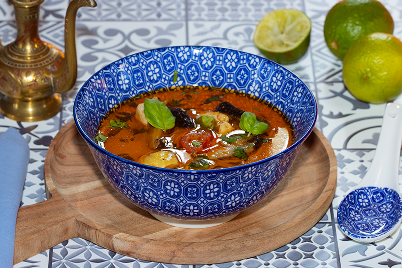 Soupe Thaï au poulet et citron vert