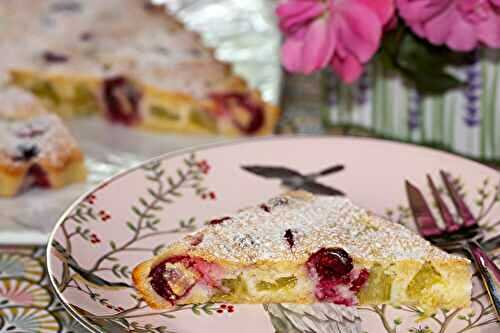 Tarte financière, rhubarbe et canneberges