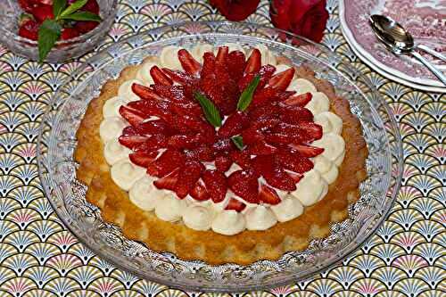 Tarte renversée aux fraises et crème diplomate