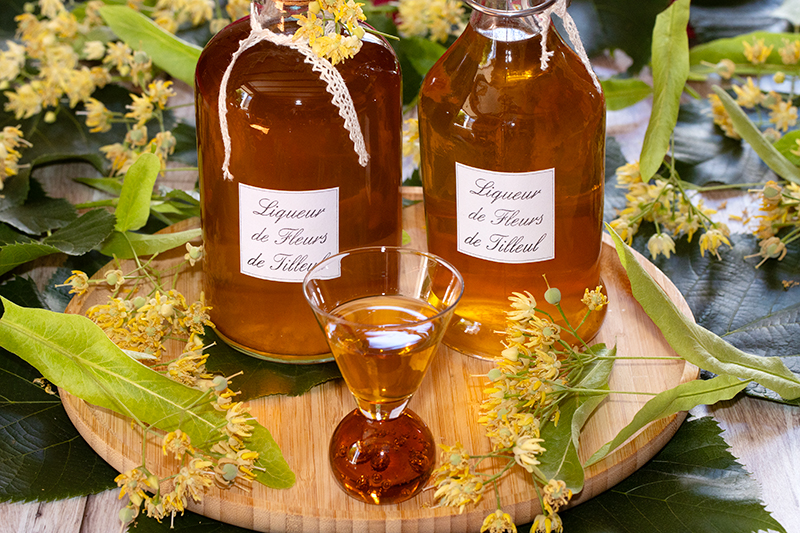 Liqueur de fleurs de tilleul
