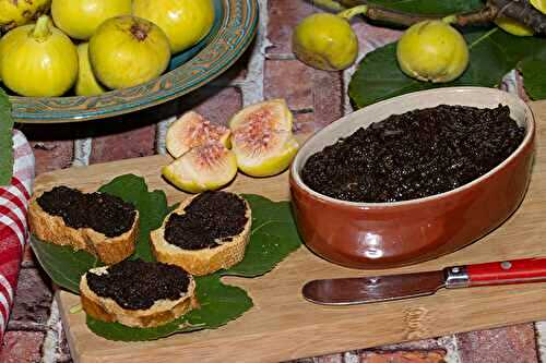 Tapenade d’olives noires aux figues