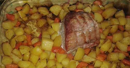 Rôti de porc aux pommes de terre et carottes fondantes