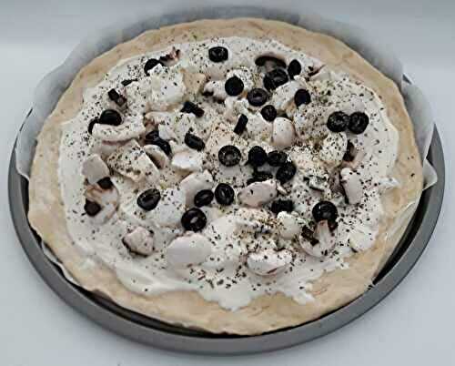 Pizza maison aux 3 fromages