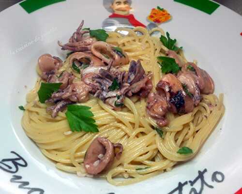 Anneaux de calamars aux spaghettis - la cuisine de josette