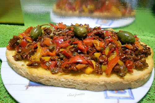 Bruschetta aux poivrons et tomates séchés à ma façon - la cuisine de josette